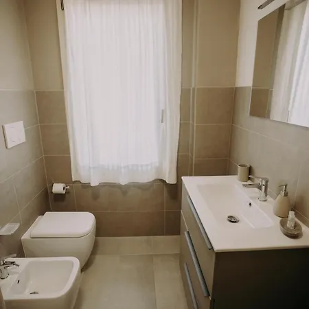 Le Colline Oda ve Kahvaltı Campiglio